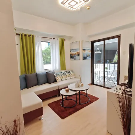 Aparthotel Forbes Town