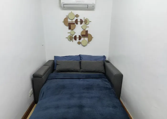 Forbes Town Aparthotel